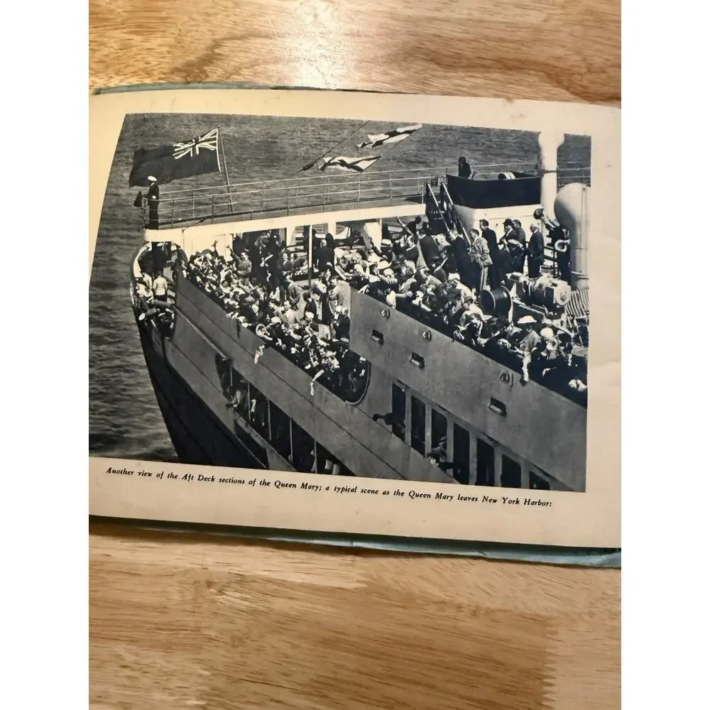 Queen Mary Souvenir Promo booklet circa 1936 1st print